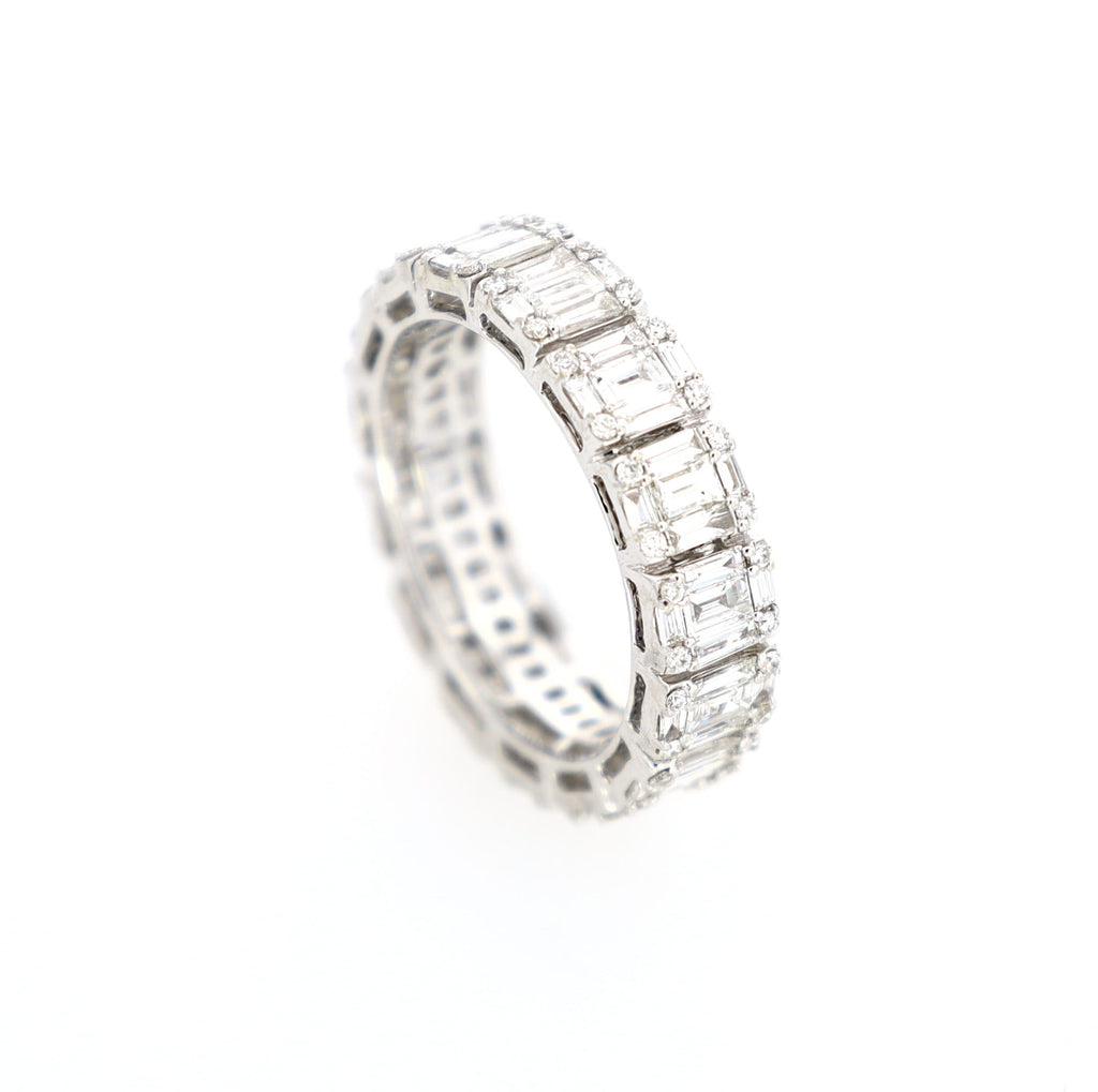 Baguette and Round Eternity Ring 18kt WG 2.07cttw SI-GHI RN000378