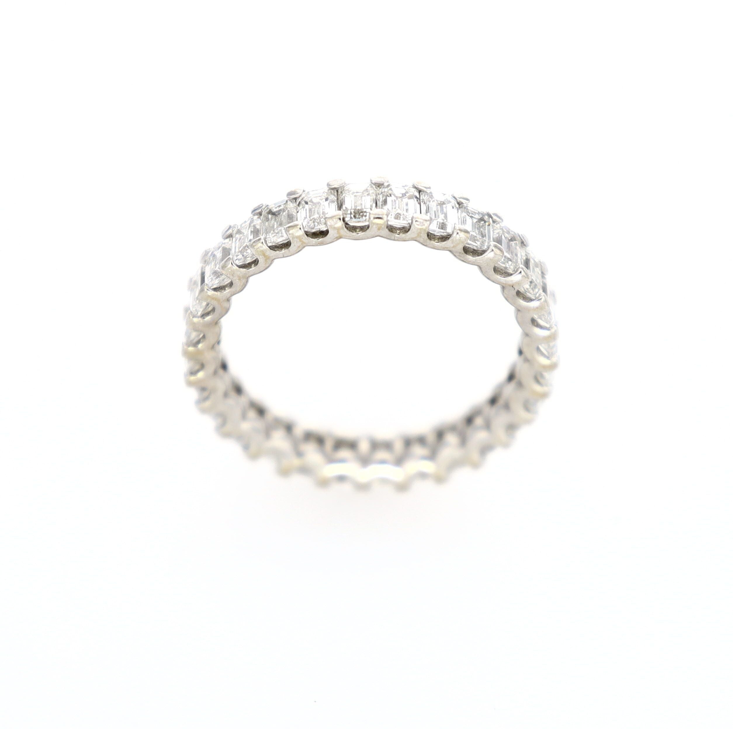 Emerald Cut Eternity Ring 14kt WG 2.3gr Size 6 2.65cttw SI/I-GHI RN000300