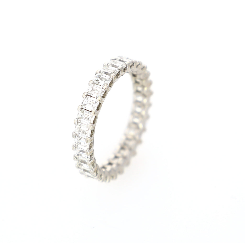Emerald Cut Eternity Ring 14kt WG 2.3gr Size 6 2.65cttw SI/I-GHI RN000300