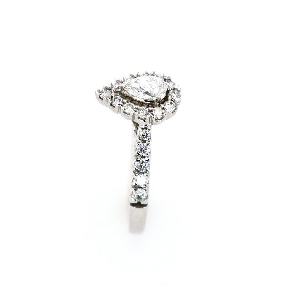 Pear Shaped Brilliant Engagement Ring 14kt WG 3.1gr 0.75cttw RN00122