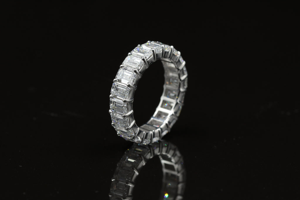 Eternity Band Emerald Stones 14kt WG 8.30cttw LAB 5.48gr Size 8 RN00164