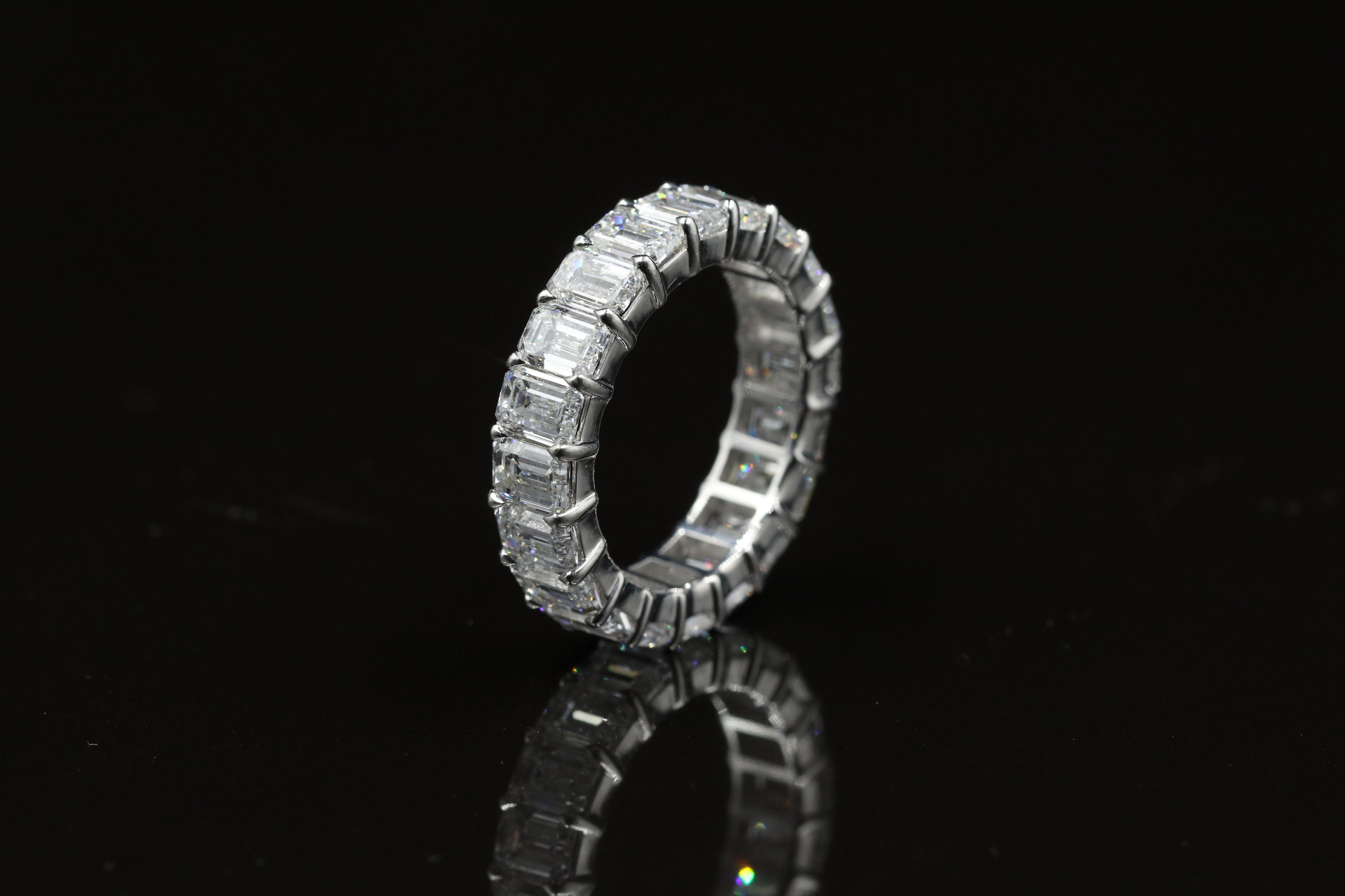 Eternity Band Emerald Stones 14kt WG 8.30cttw LAB 5.48gr Size 8 RN00164