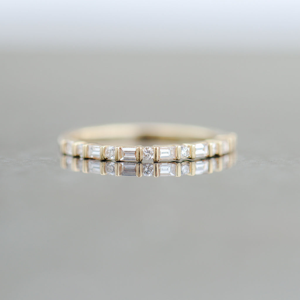 Baguette Round Stacker 18kt YG 1.29gr 0.26cttw RN00172