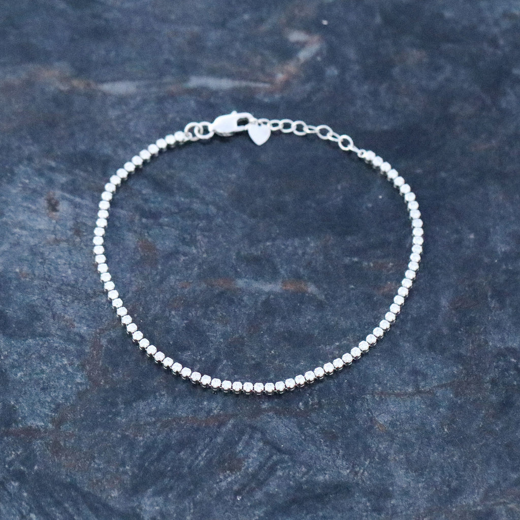 Cashé Tennis Bracelet Diamond Natural 18kt Adj WG 2.8gr 7.5" 2.25cttw SI GHI BR000187