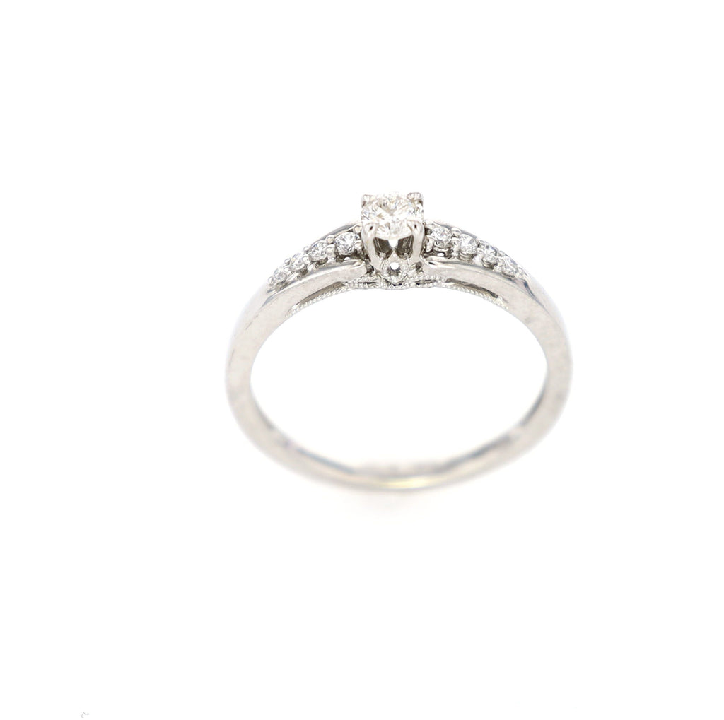 Little Round Diamond Ring Size 6 18kt WG 2.06gr 0.30cttw RN00105