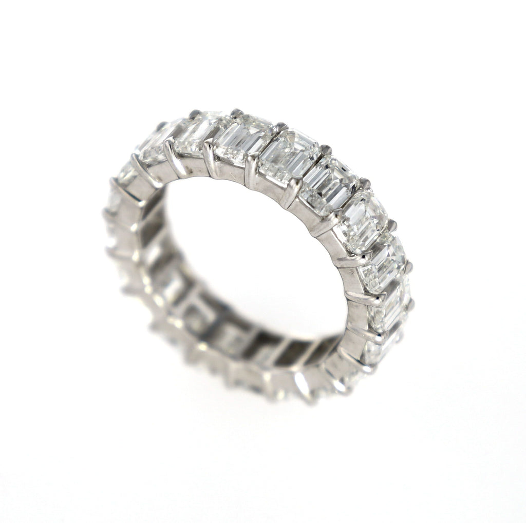 Eternity Band Emerald Stones 14kt WG 8.30cttw LAB 5.48gr Size 8 RN00164