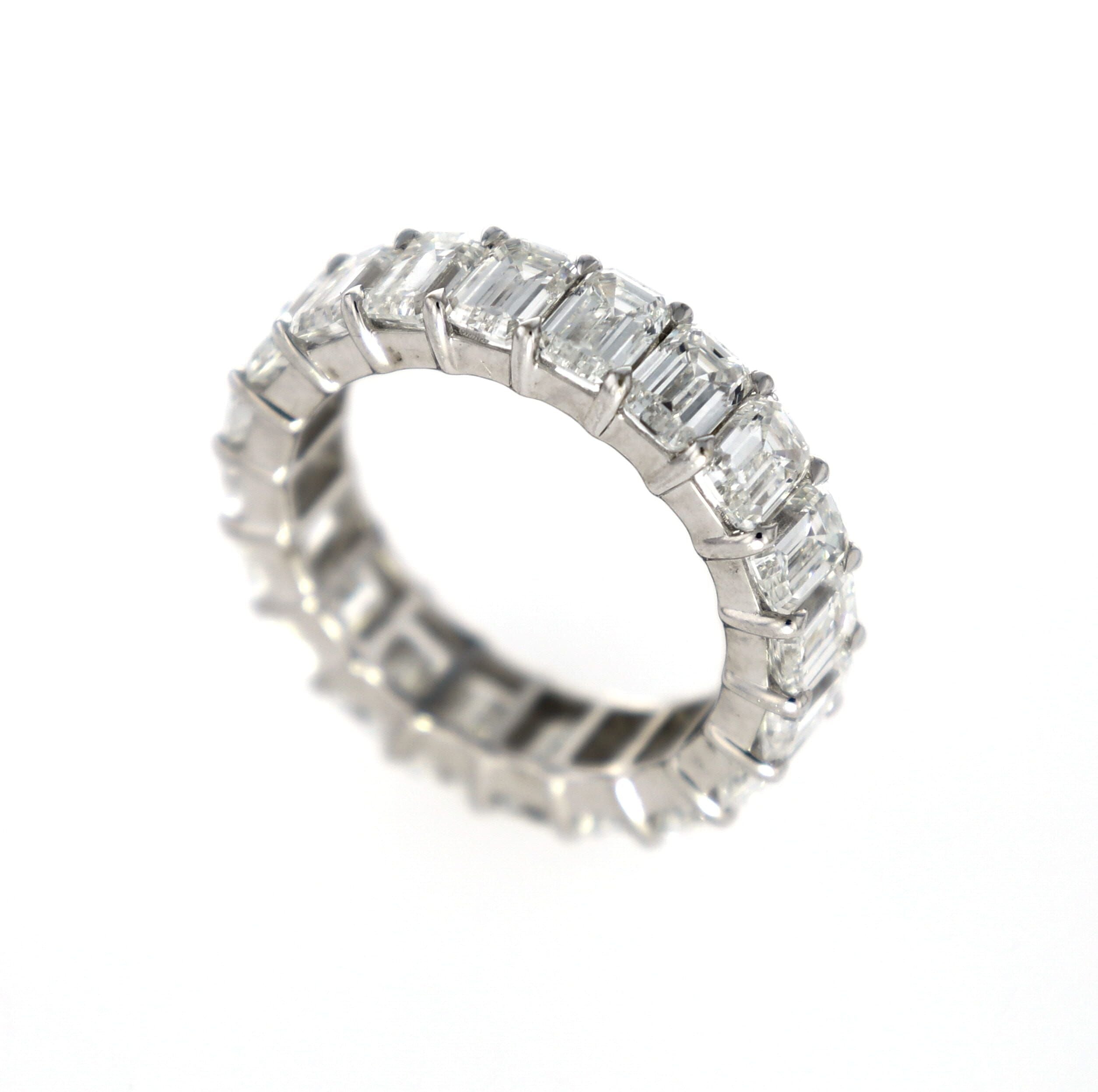 Eternity Band Emerald Stones 14kt WG 8.30cttw LAB 5.48gr Size 8 RN00164