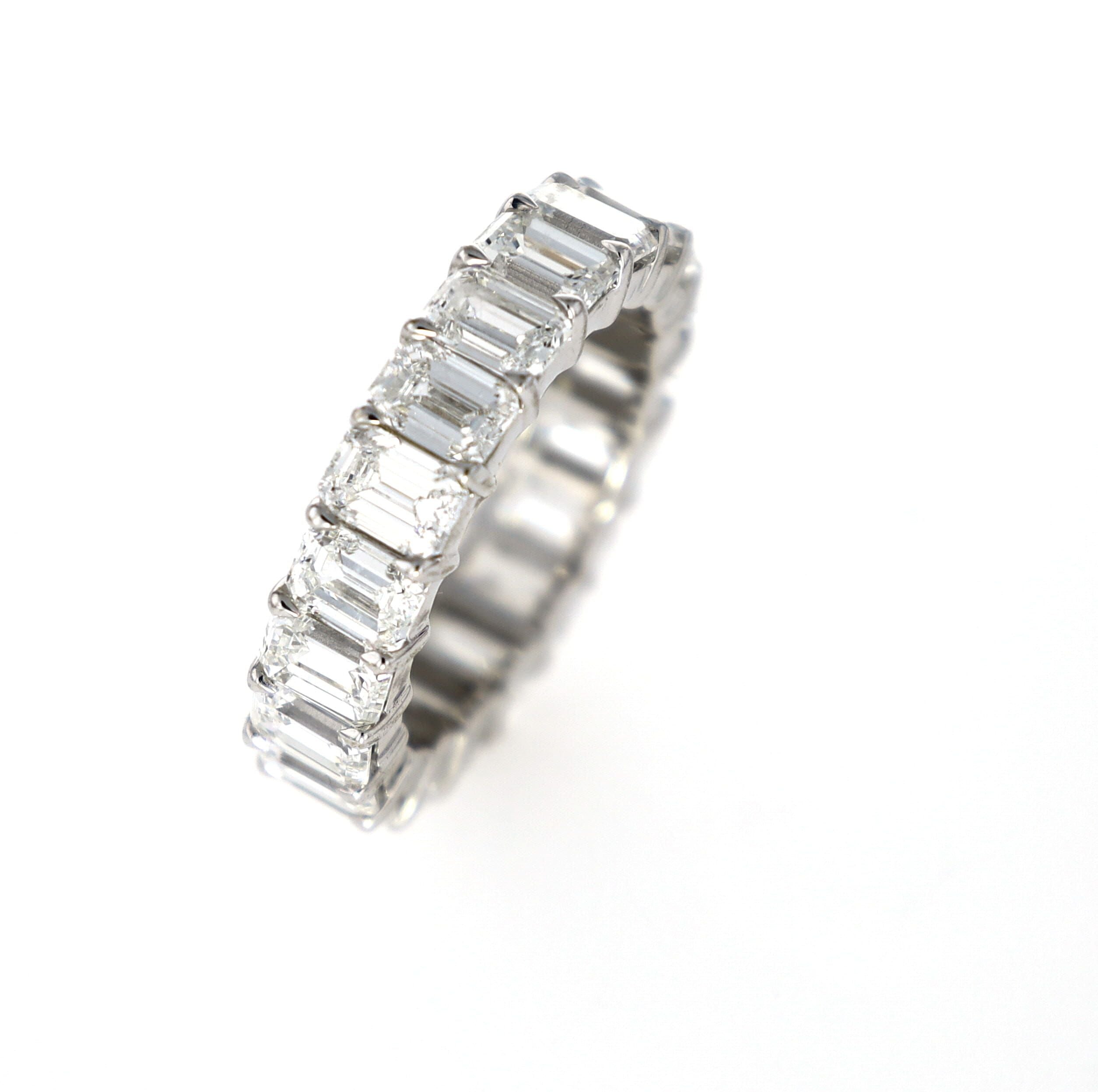 Eternity Band Emerald Stones 14kt WG 8.30cttw LAB 5.48gr Size 8 RN00164