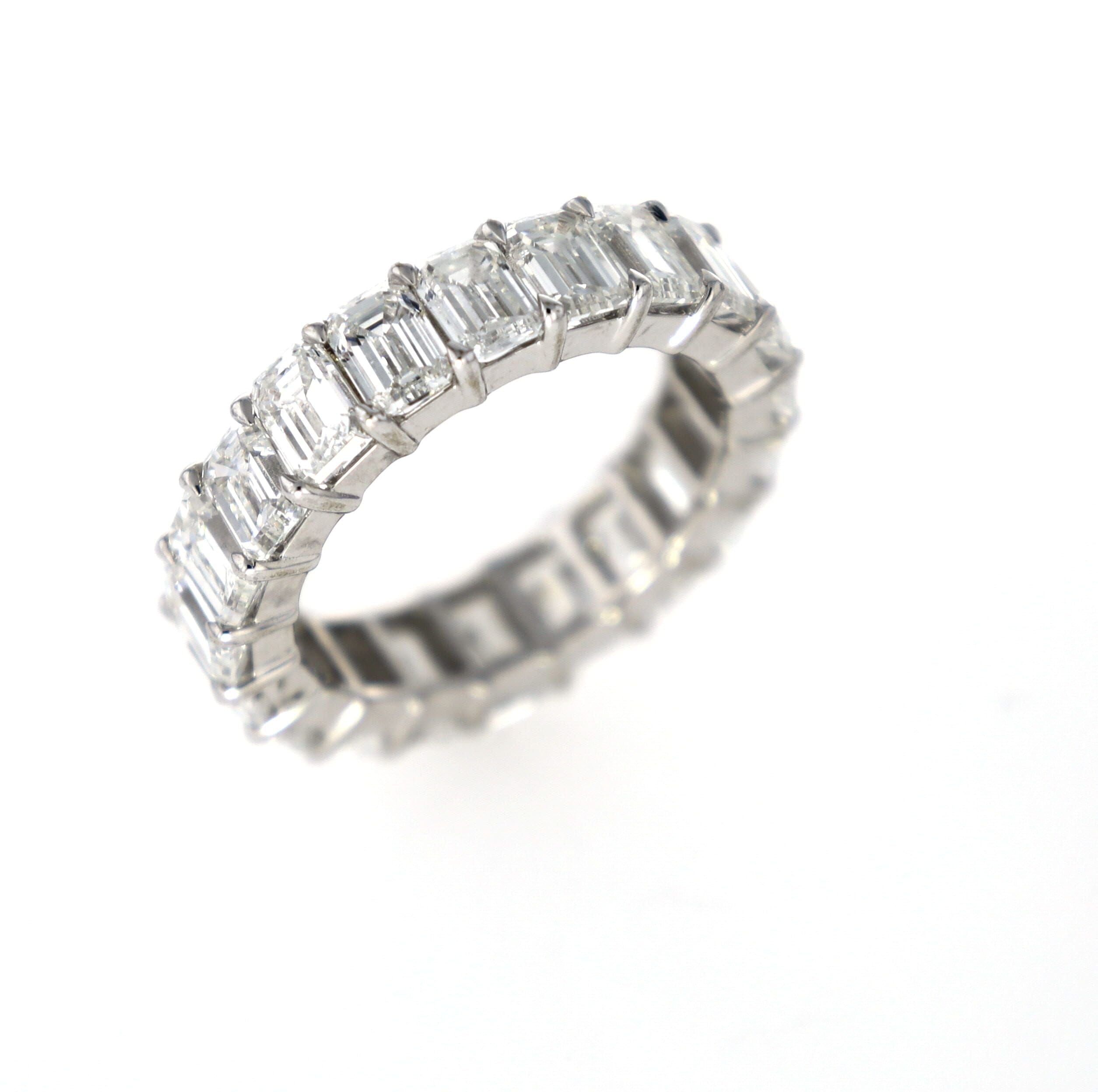 Eternity Band Emerald Stones 14kt WG 8.30cttw LAB 5.48gr Size 8 RN00164