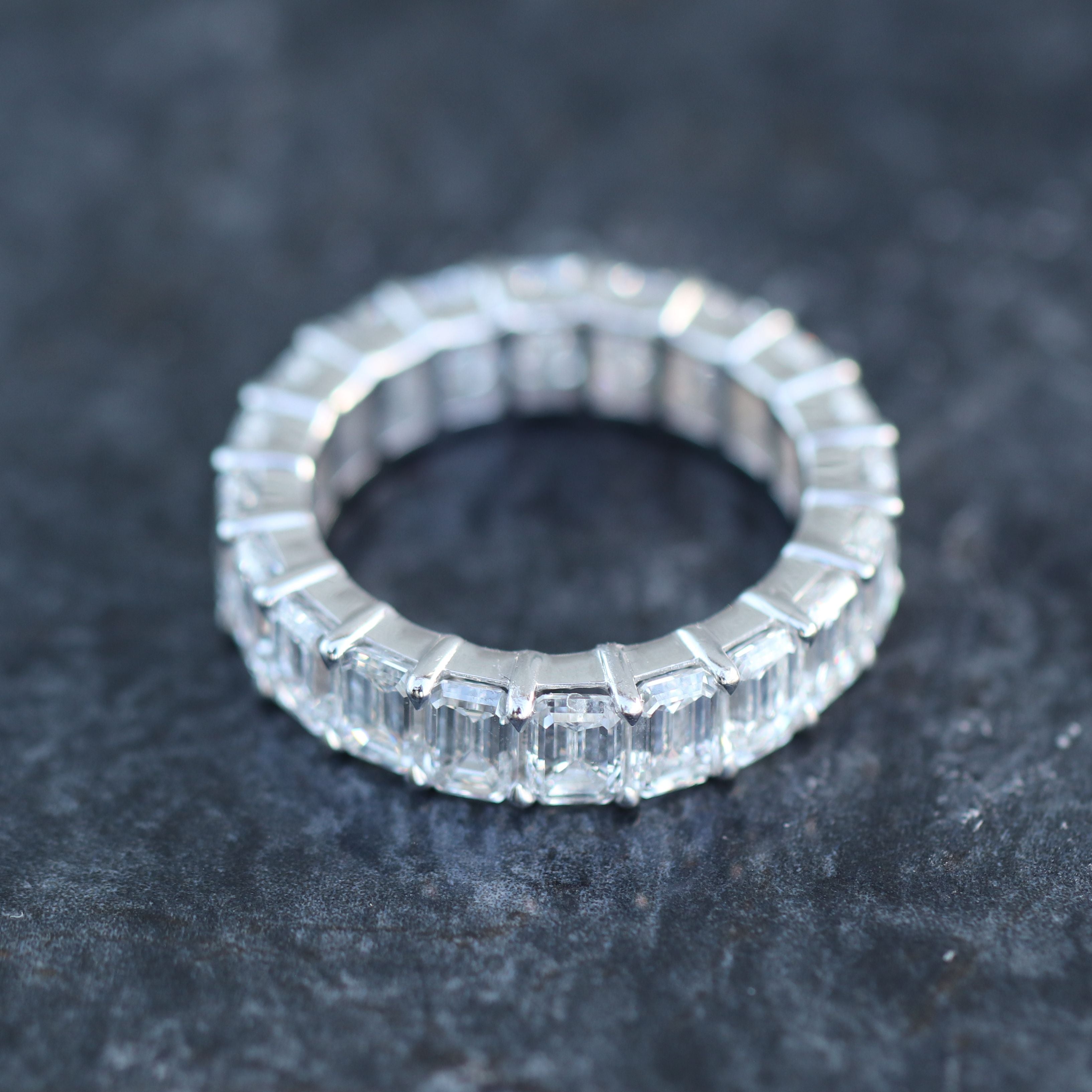 Eternity Band Emerald Stones 14kt WG 8.30cttw LAB 5.48gr Size 8 RN00164