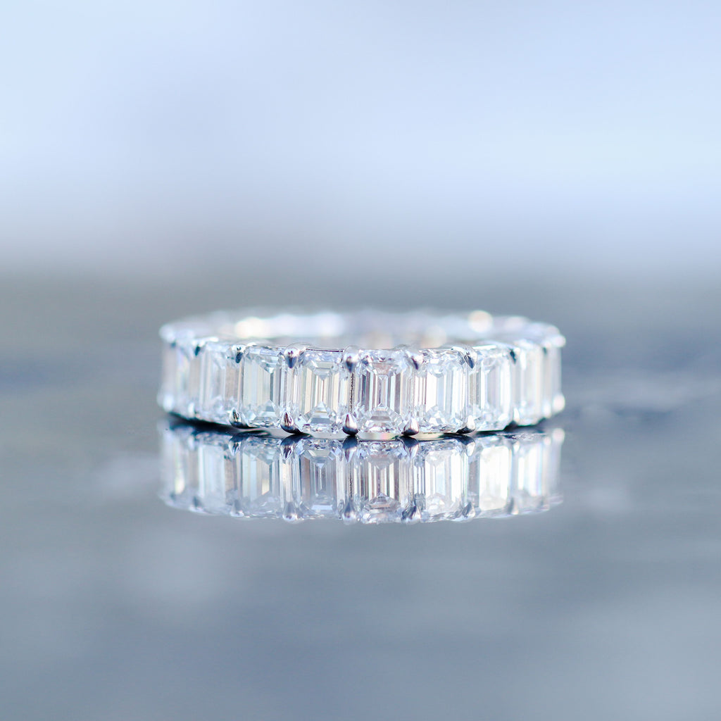 Eternity Band Emerald Stones 14kt WG 8.30cttw LAB 5.48gr Size 8 RN00164