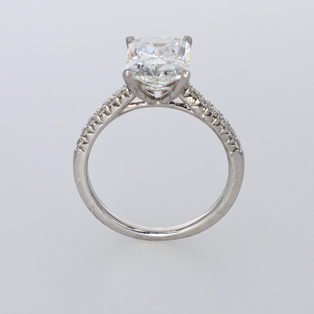 Cashé Emerald Diamond Ring VVS F 2.02ctc LAB 18kt WG 14 RD 0.24ctw Size4 RN00182