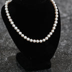 Cultured White Pearls 14kt YG Lock 7-8mm 18" NE00119