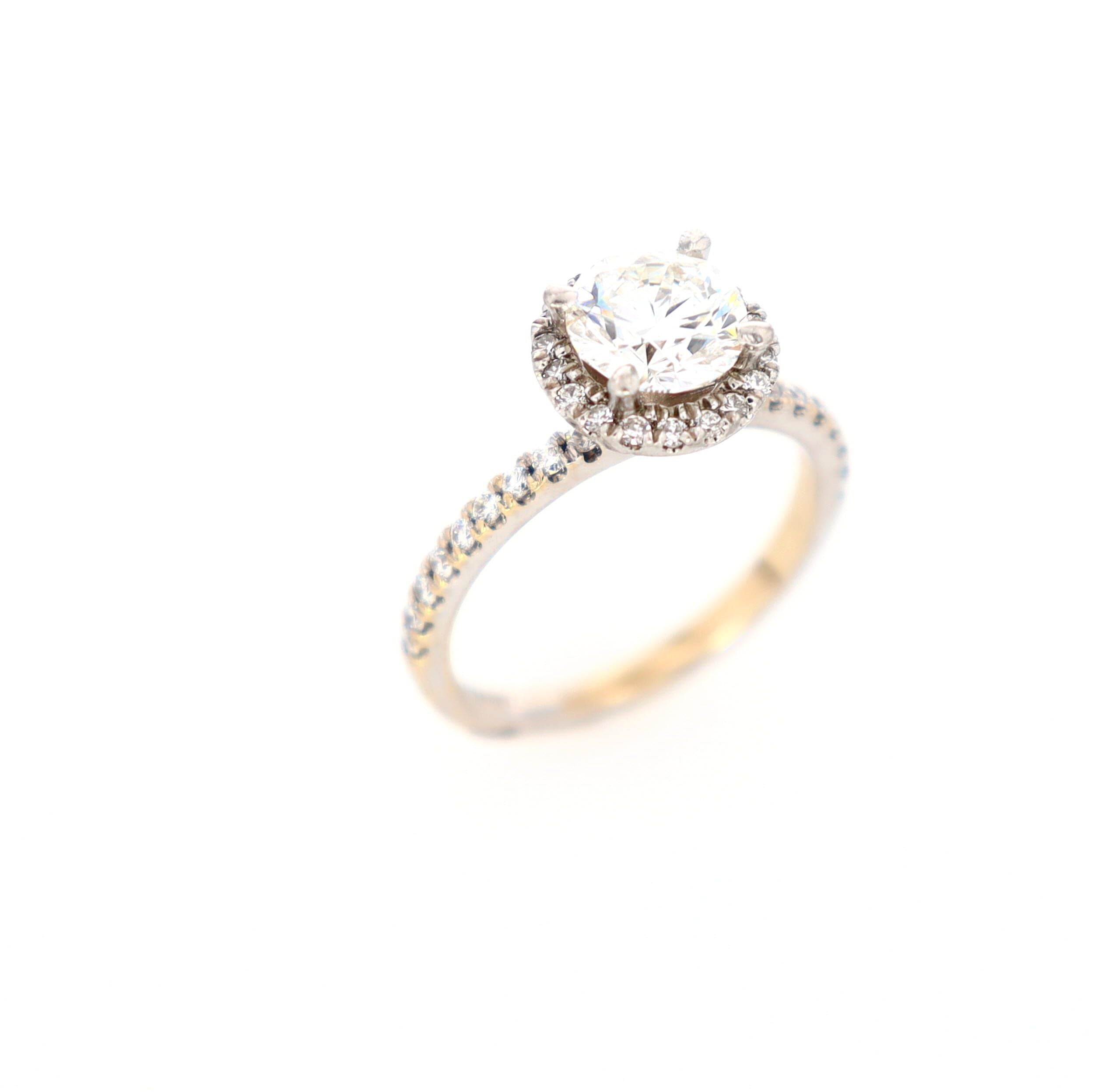 GIA Ladies Halo Round Engagement 18kt WG 3.10gr 1.01ct SI2 G 0.30cttw VS-SI GH RN000432