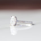 Engagement Ring Oval Center Diamond LAB 2.00ct VVS E 3EX 18KT WG 4.05GR NATURAL 0.75CTTW MELEE SI/VS/FG RN00146