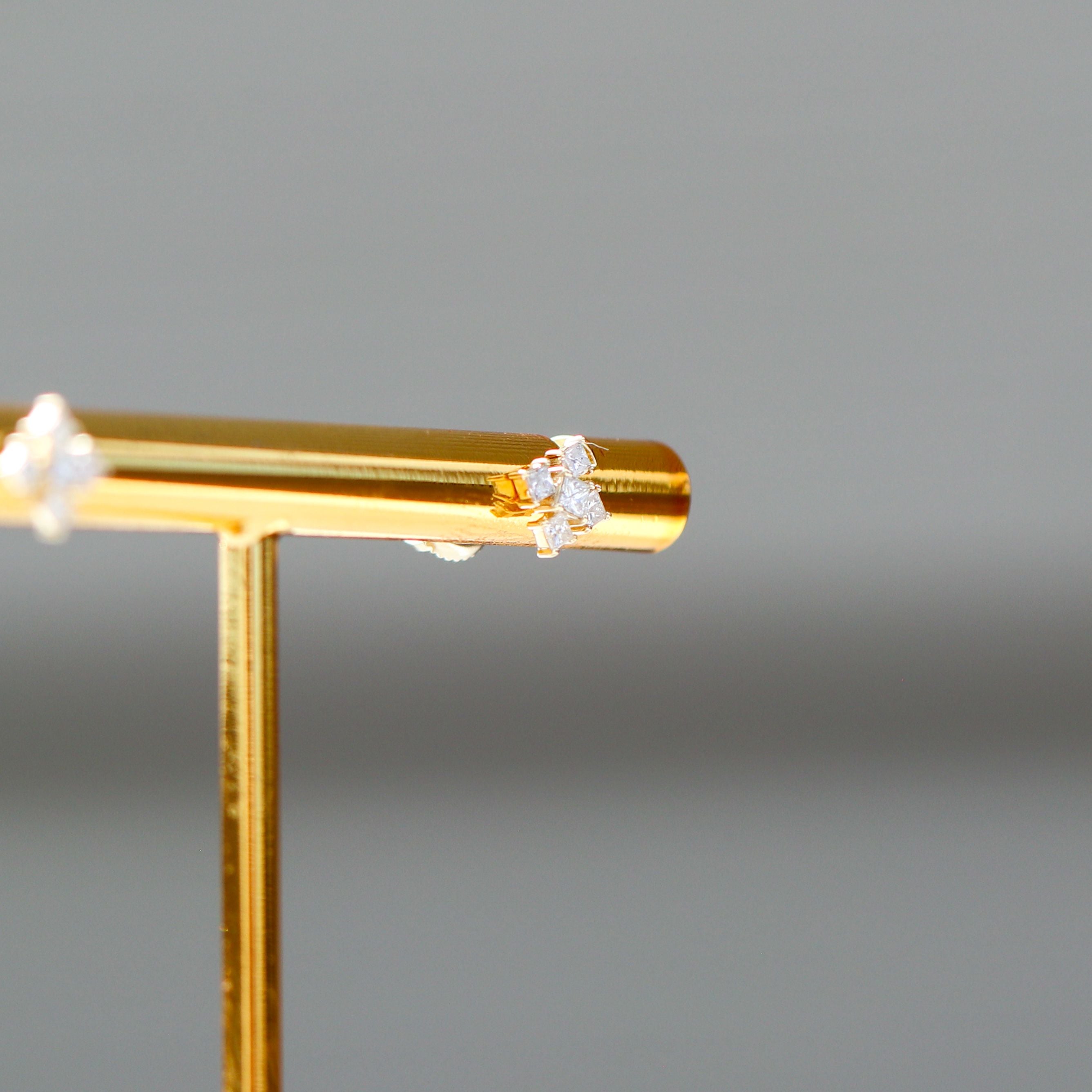 Snowflake Diamond Earrings 14kt YG 1gr 0.30cttw Natural ER00201