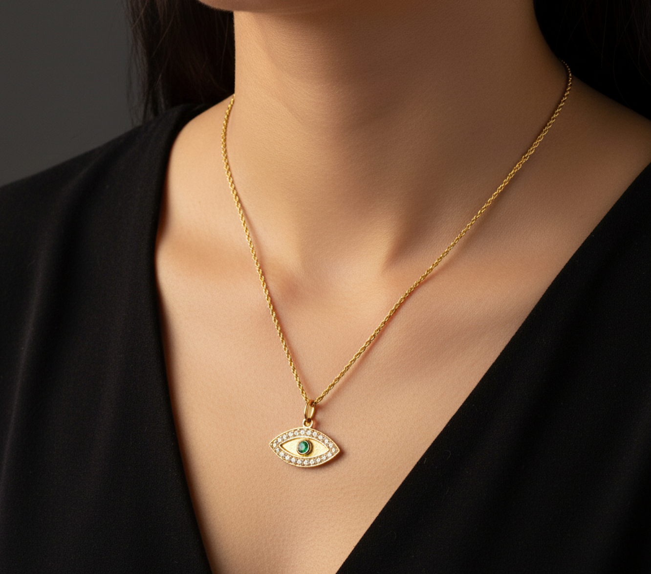 Green Sapphire Evil Eye Pendant 14kt YG Diamond 0.19cttw Saph:0.095 0.8gr PN00132