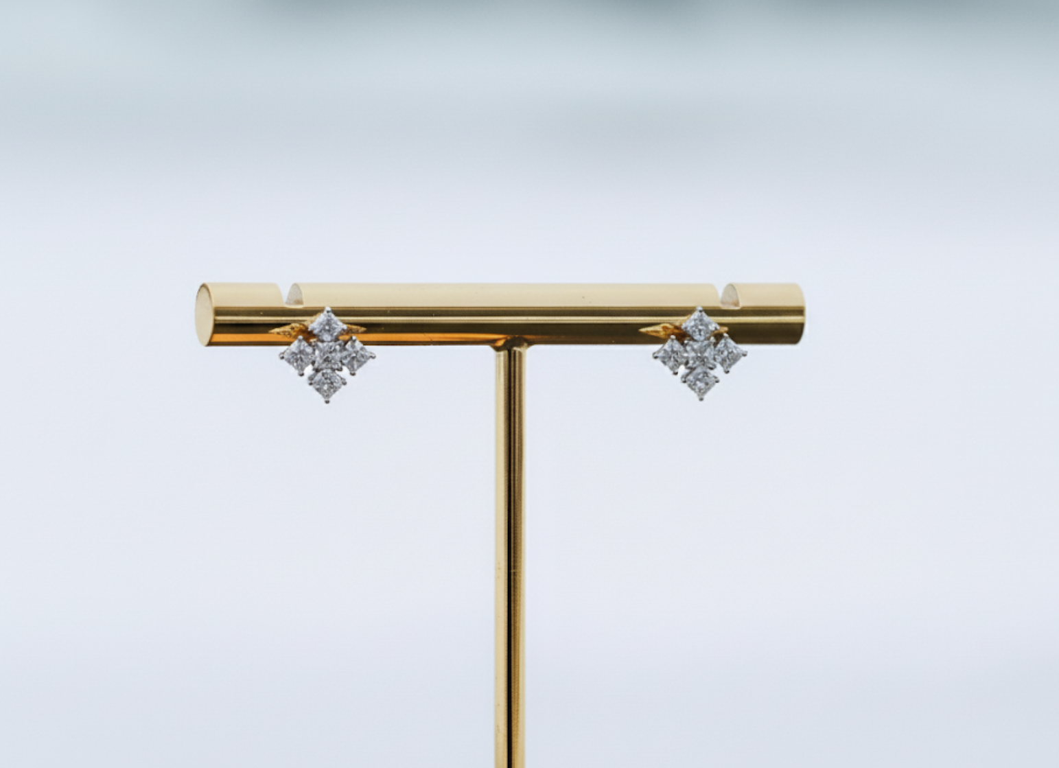 Snowflake Diamond Earrings 14kt WG 0.8gr 0.32cttw Natural ER00200