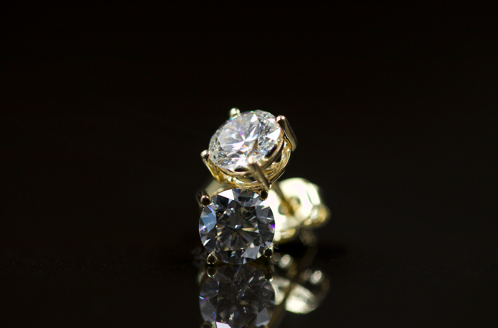 Martini Diamond Studs 14kt YG 1.55gr 2.10cttw LAB VVS D-E Color ER00204