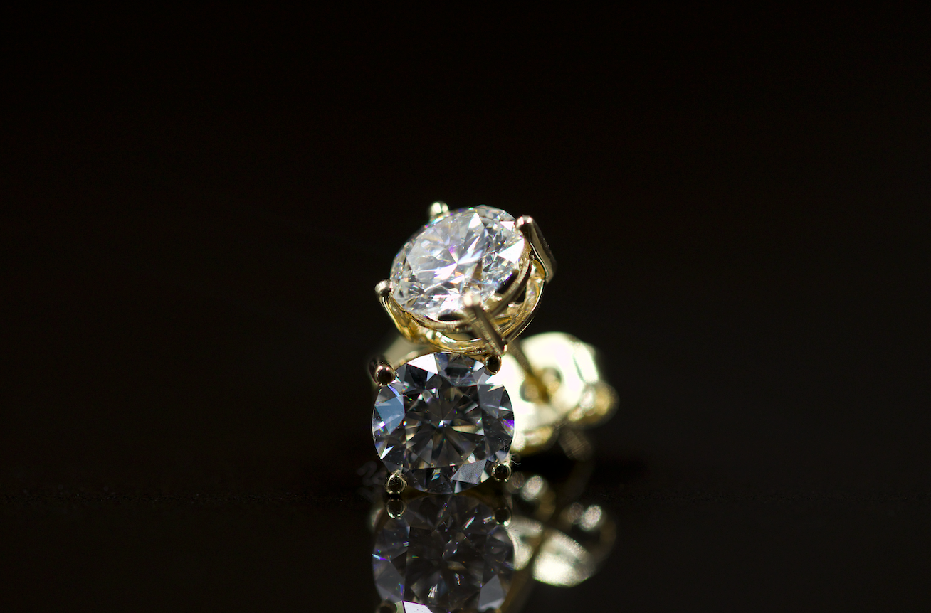 Martini Diamond Studs 14kt YG 1.55gr 2.10cttw LAB VVS D-E Color ER00204